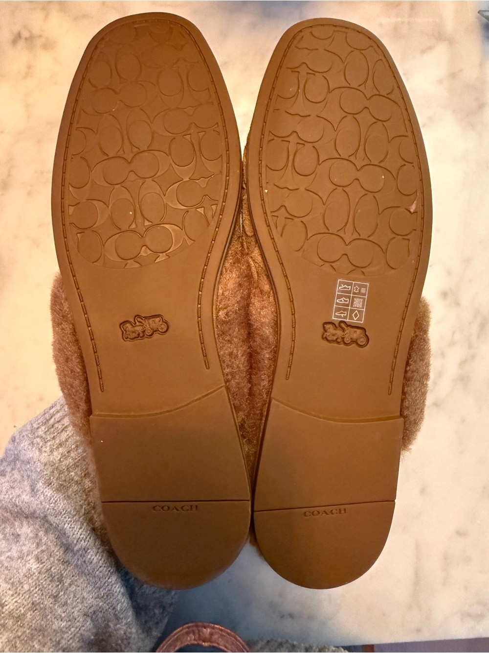 NWT Coach Women's Sherpa Flat Mules in tobacco tan signature suede - Picture 4 of 4